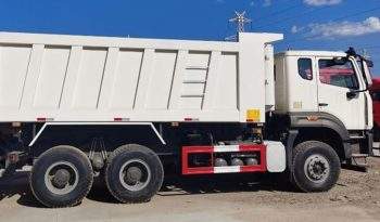 Dump Truck 20 to 45 Cubic